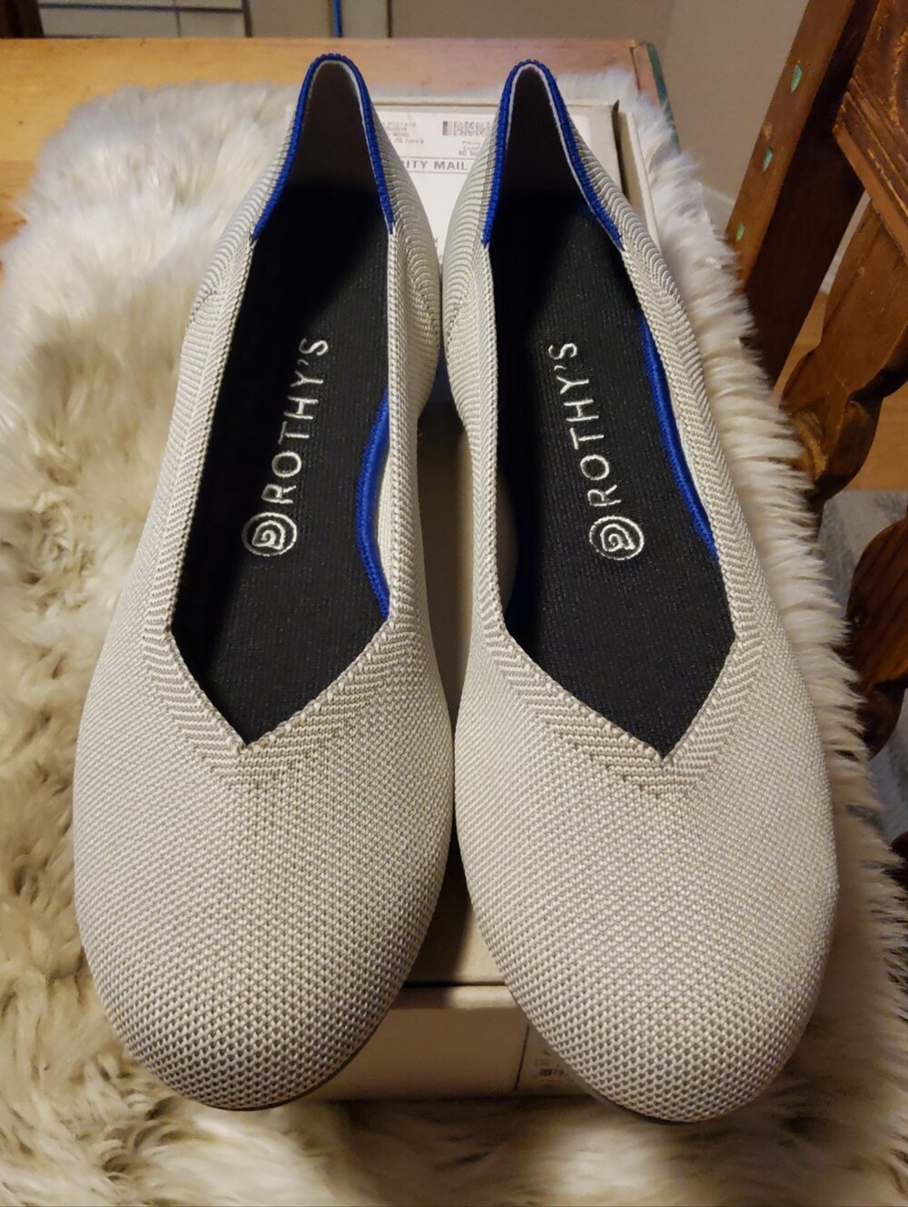 NIB Rothys' Slip on Flats Size 11 1/2 Color is Flax Birdseye Incredible!